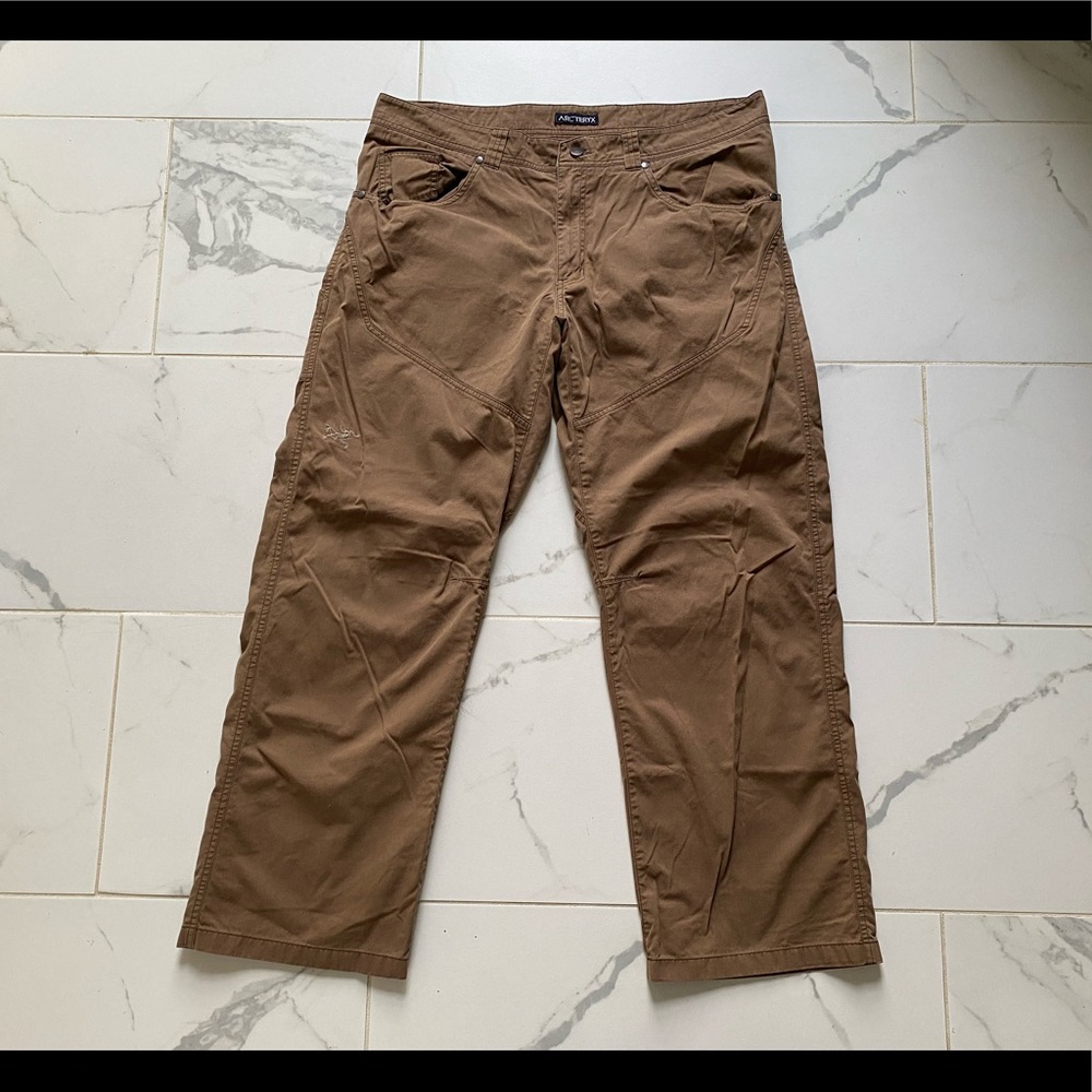 Arc’teryx Khaki Hiking Pants Mens 36